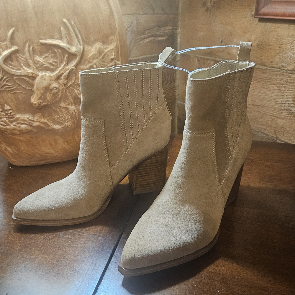 Marc Fisher Tan Ankle Booties - Picture 11 of 11